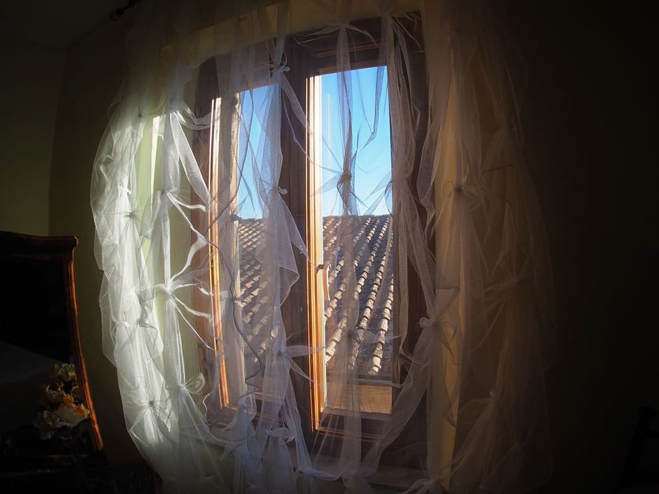 The windows in Pienza room