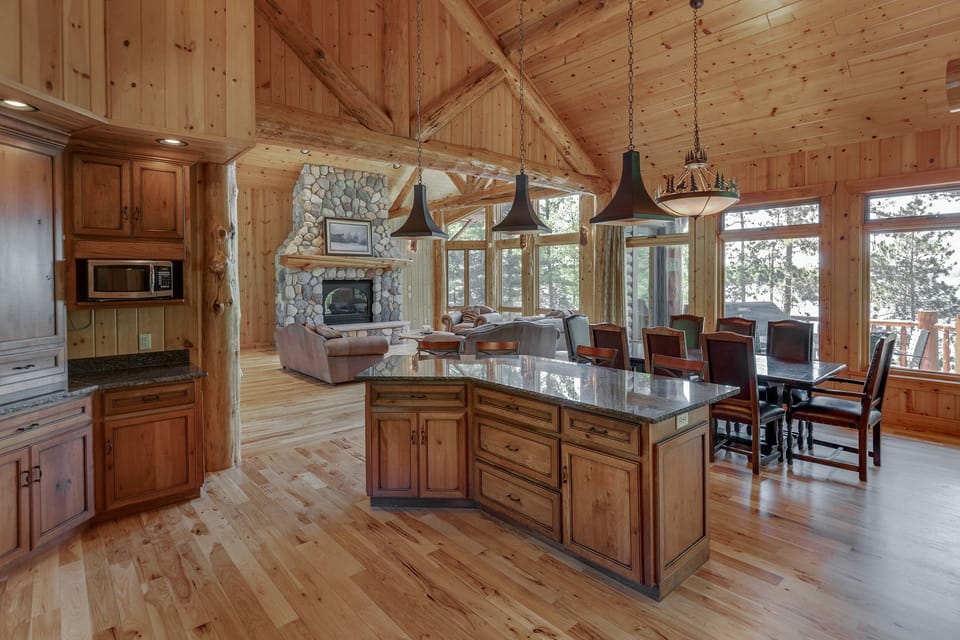 Island in kitchen