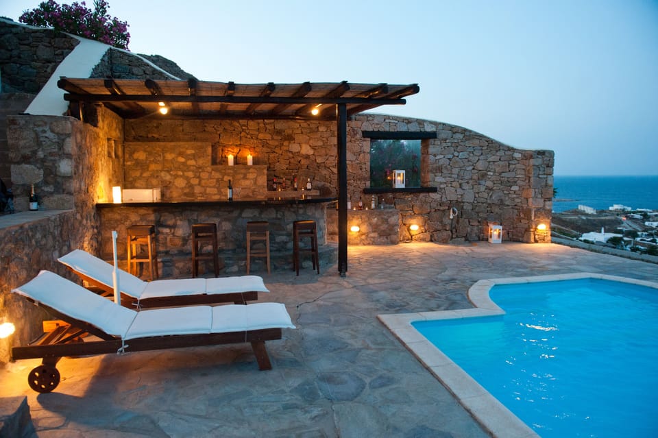 outside view pool and sea view