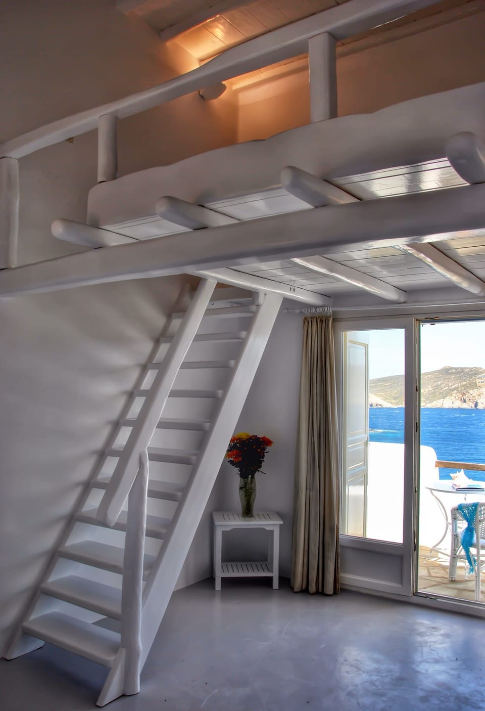 Loft bedroom with sea view