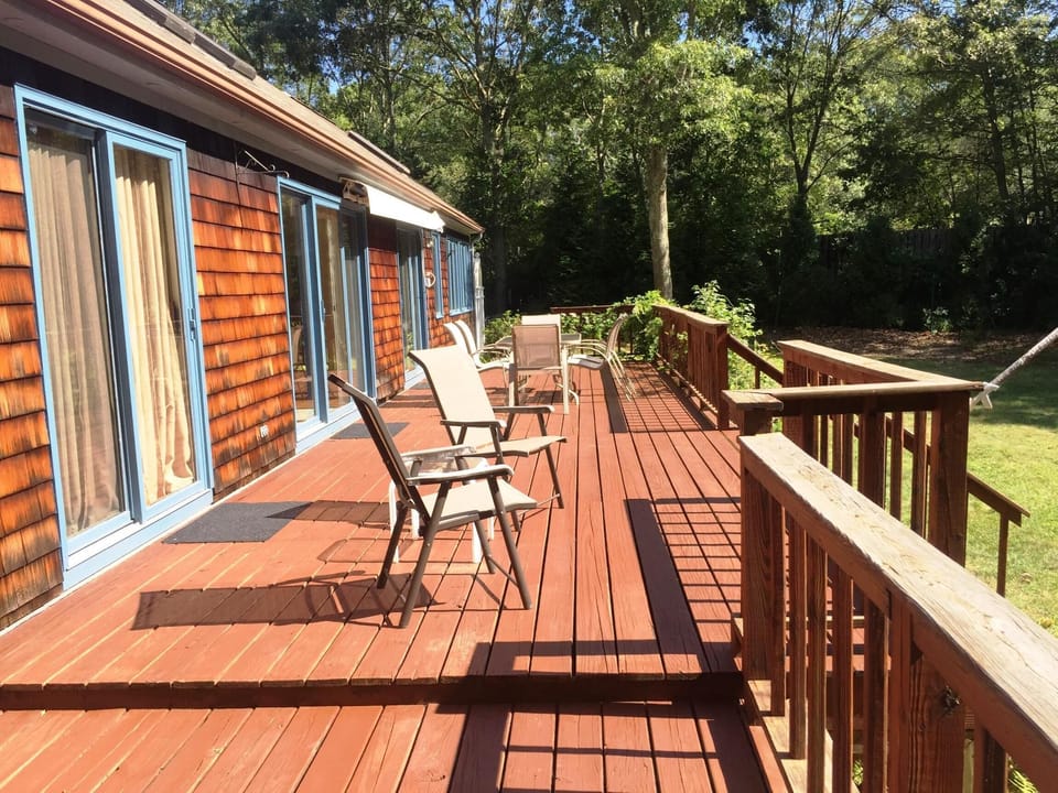 Huge Deck Table 6 chairs and 2 side chairs w/Awning