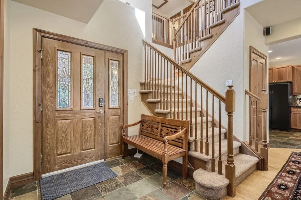 HG4205Foyer