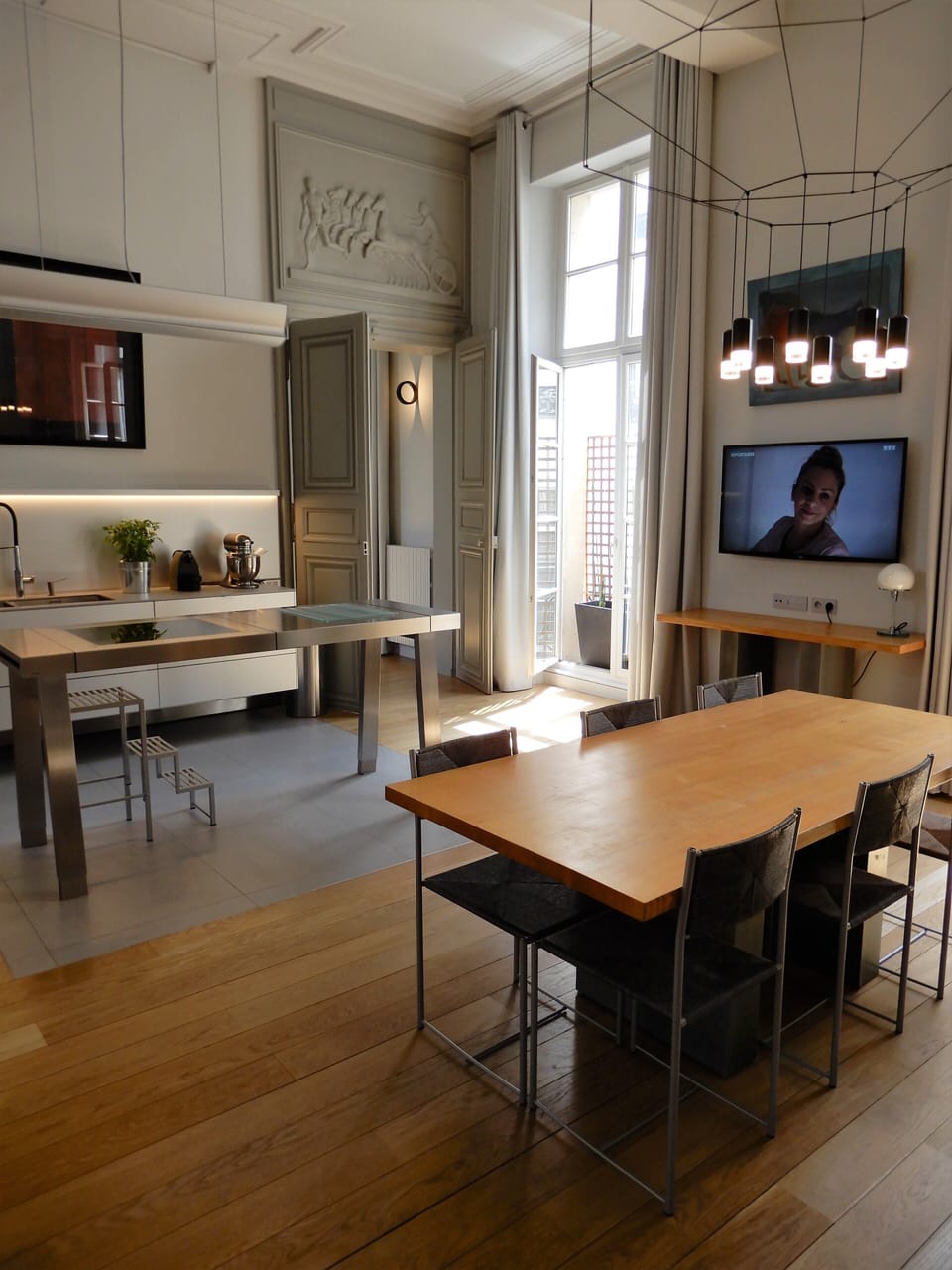 Cooking and dining