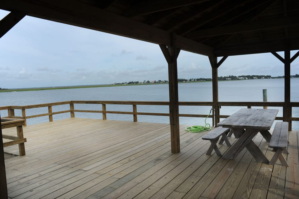 Amazing new dock-plenty of room for meals, sun and family time
