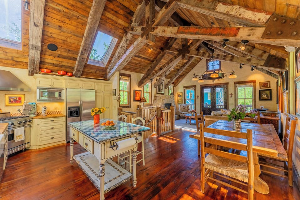 Kitchen. Dining. Living Room