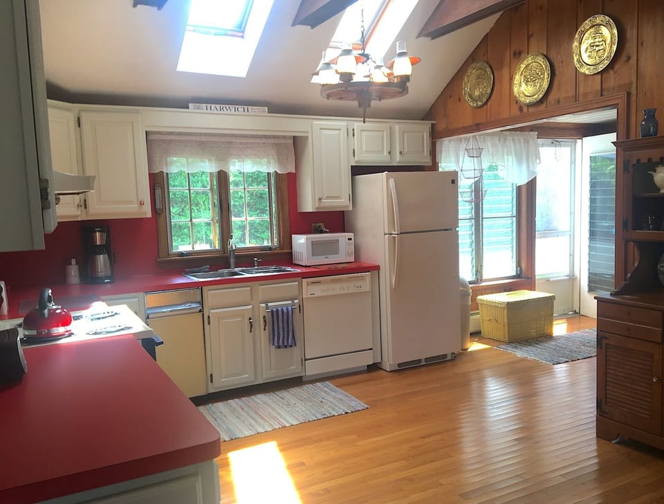 Open, airy layout! From LR, enter spacious kitchen with skylights
