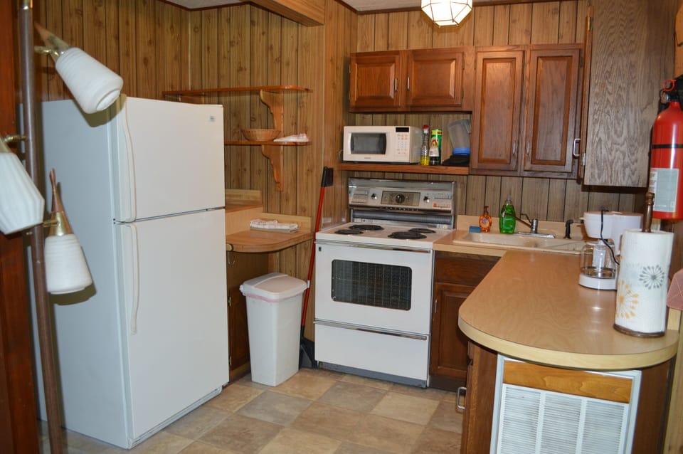 Cottage #3 kitchen