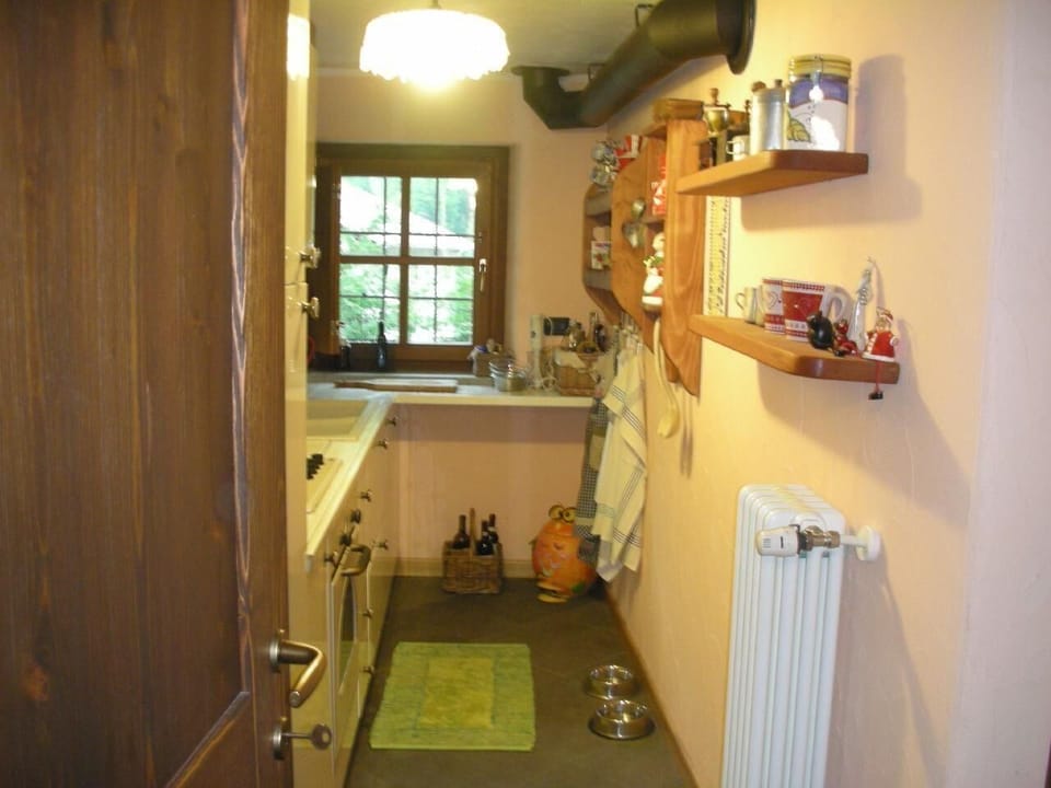 Kitchen area. Kitchen