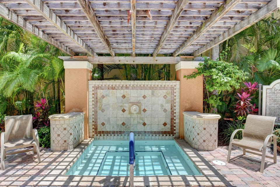 Hot tub area