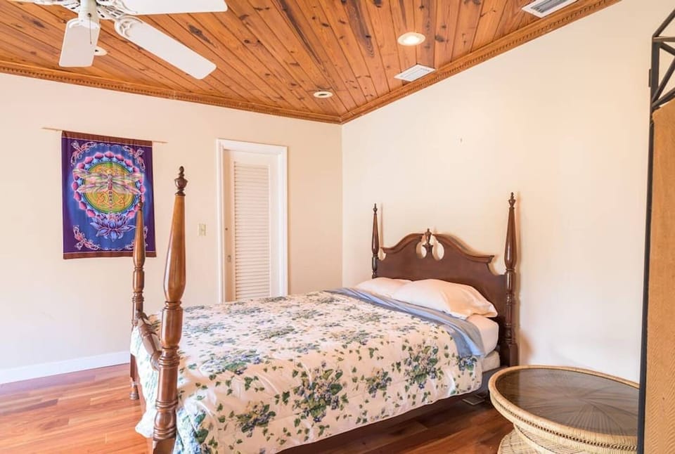 Master Bedroom fit for King or Queen 