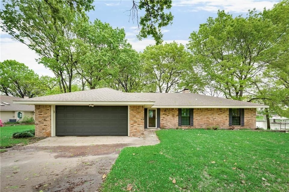 Cute Brick Ranch