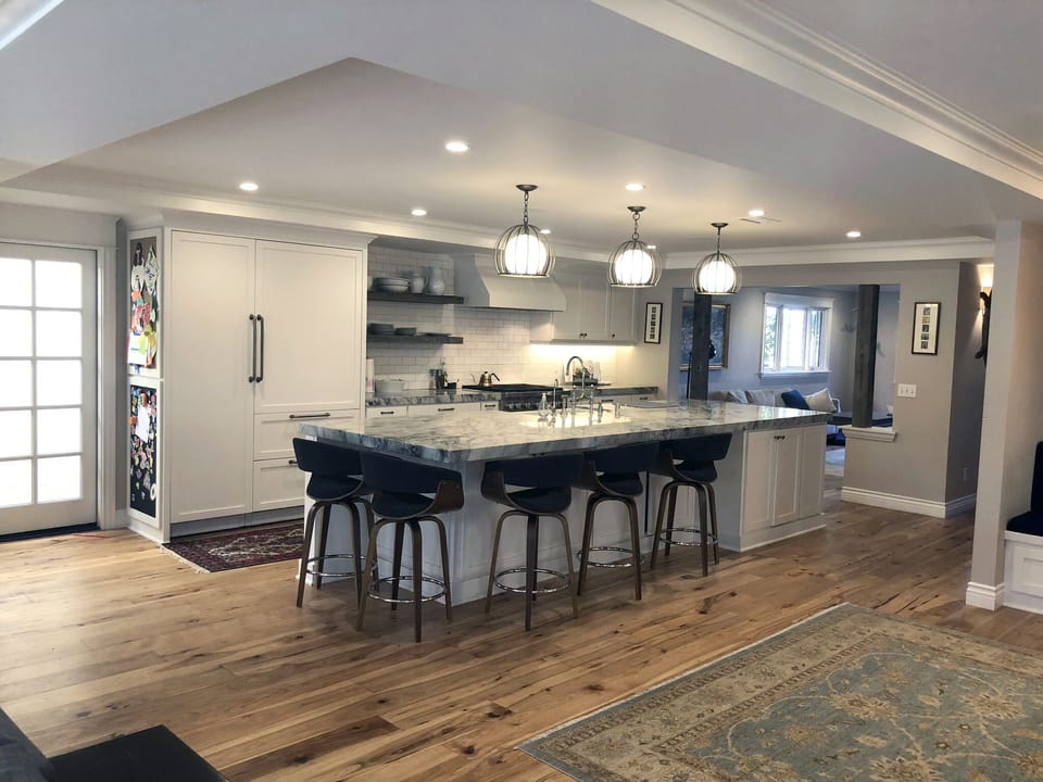 Large kitchen - perfect for entertaining.