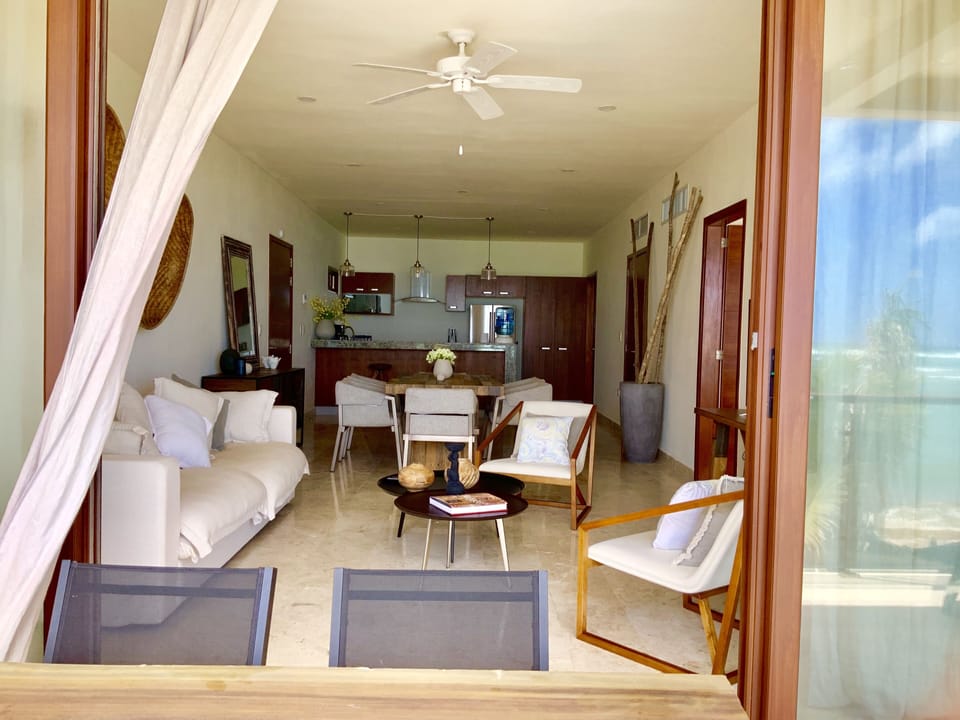 General view of the condo.