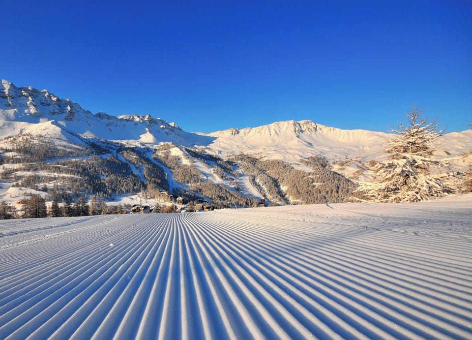 Snow and ski sports
