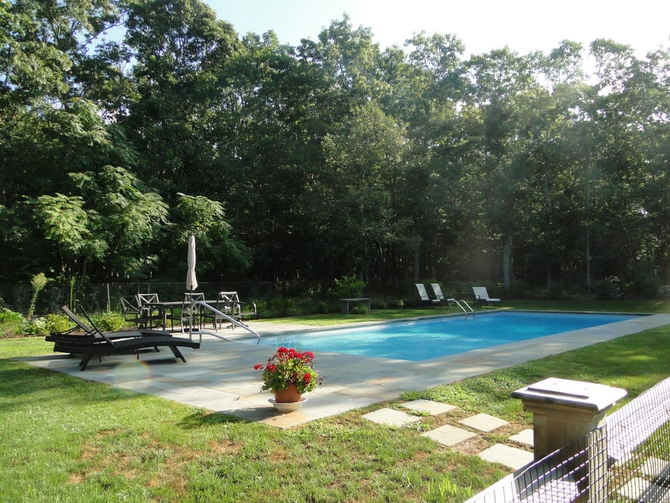 pool