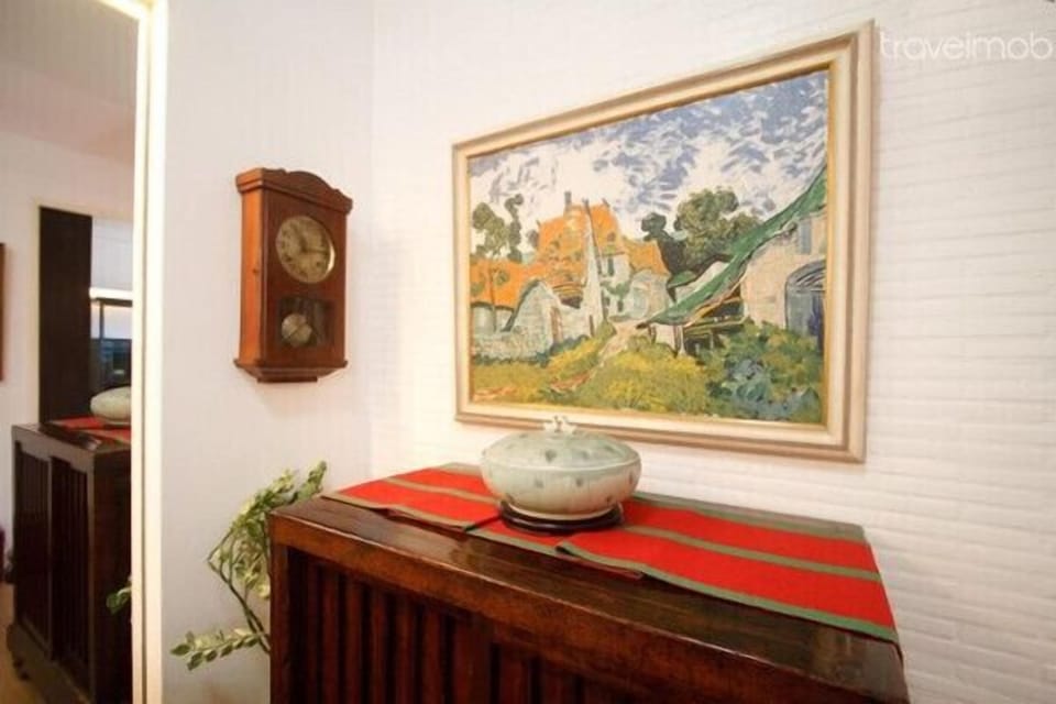 Artsy RESORT+FREEAirpTra - ALABANG!