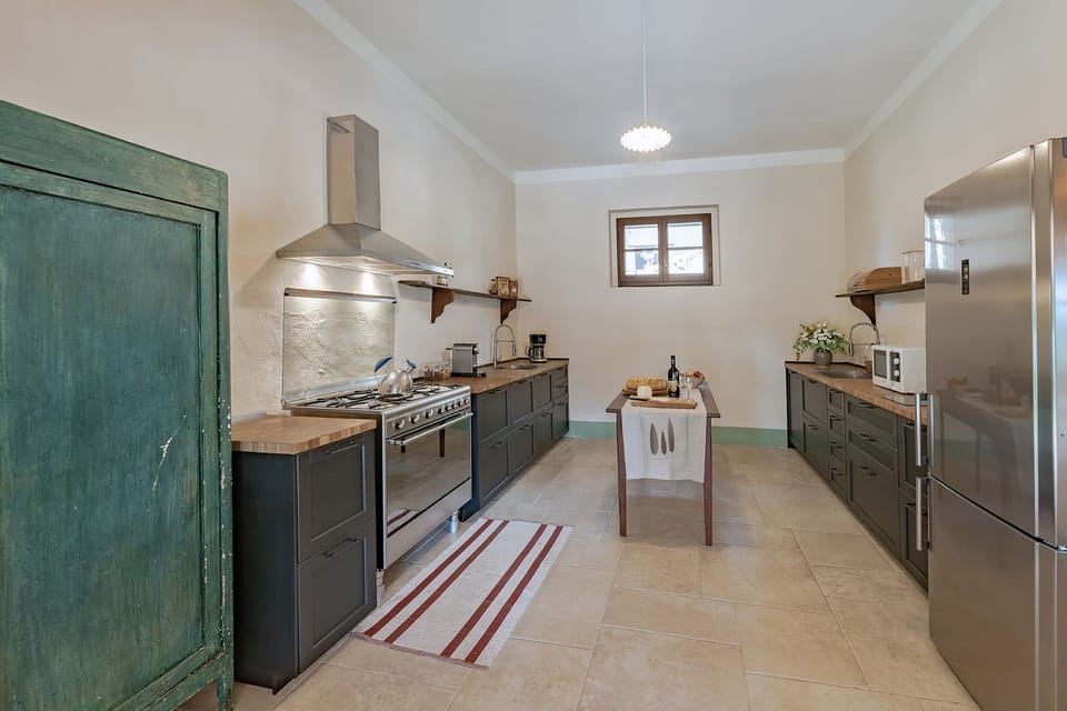 Groundfloor Kitchen 
