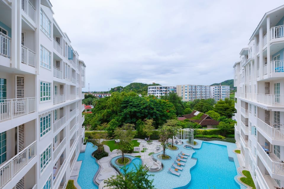 Summer HuaHin_1BR Apt. w PoolView-E0A