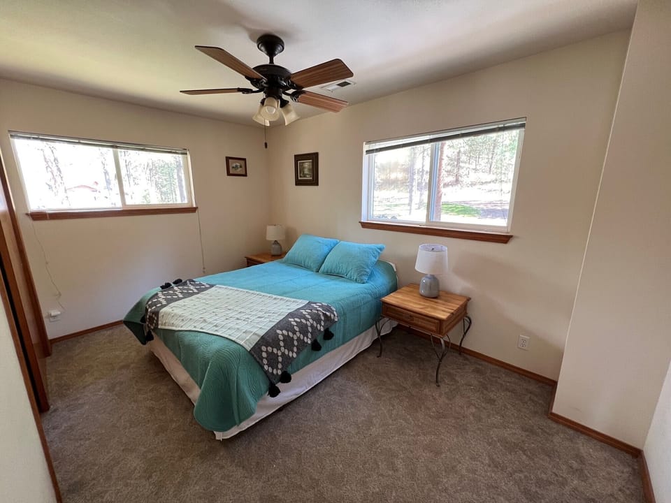Queen bedroom upstairs
