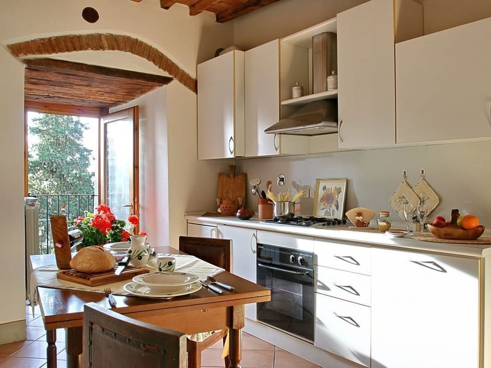 livingroom with kitchen