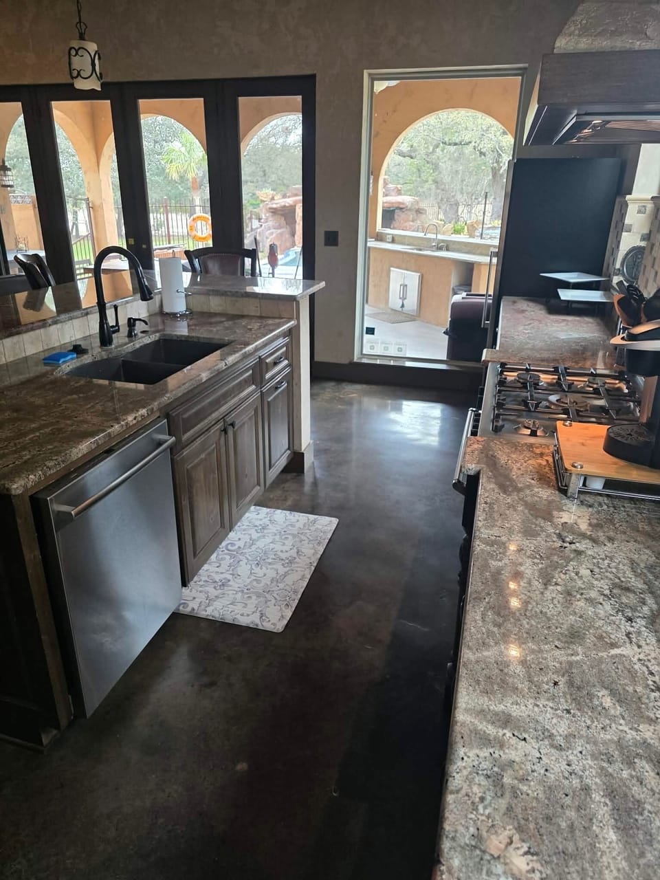 Private kitchen