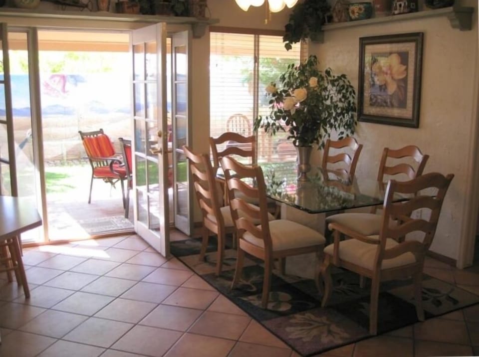 Dining Room has sunshine and fresh air coming in!