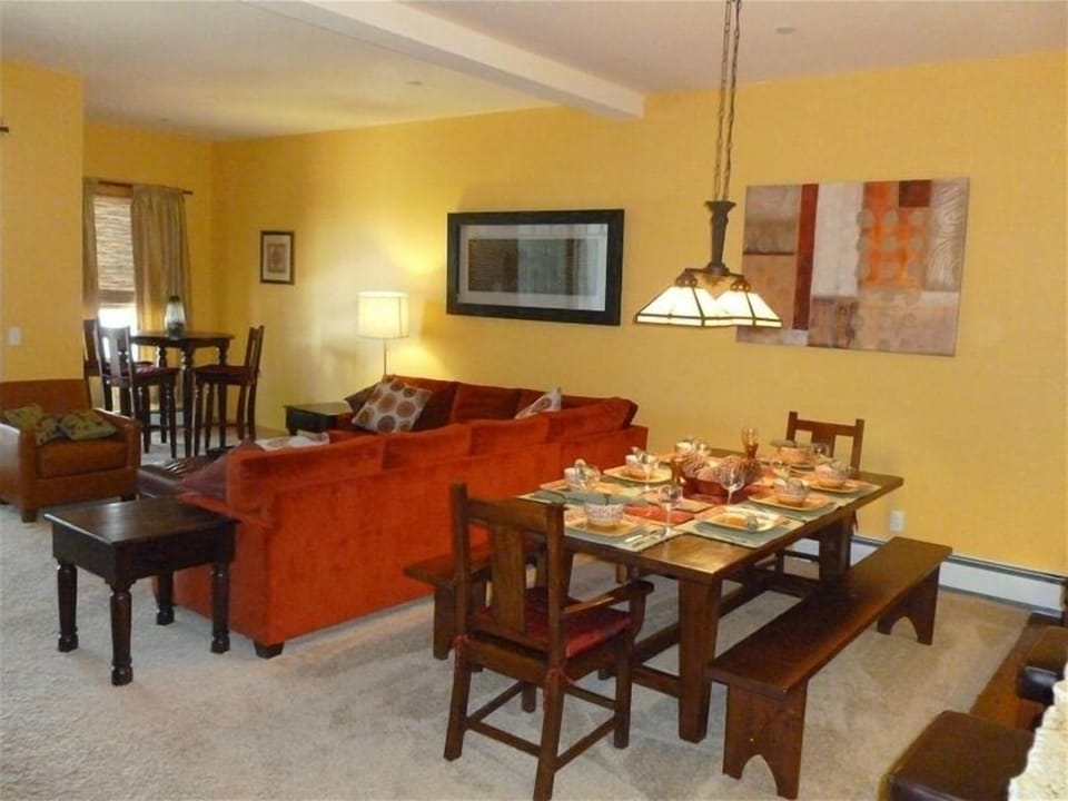 Solid Douglas fir dining table with 2 leaves to extend table to seat 12 