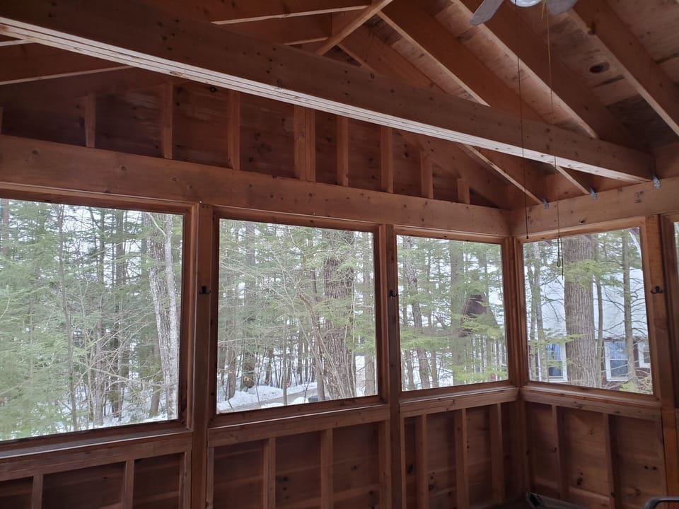 Large screen porch 