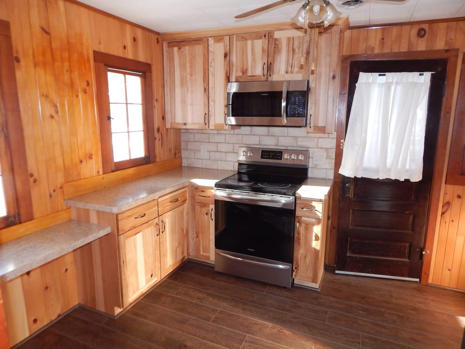 New counters and stove