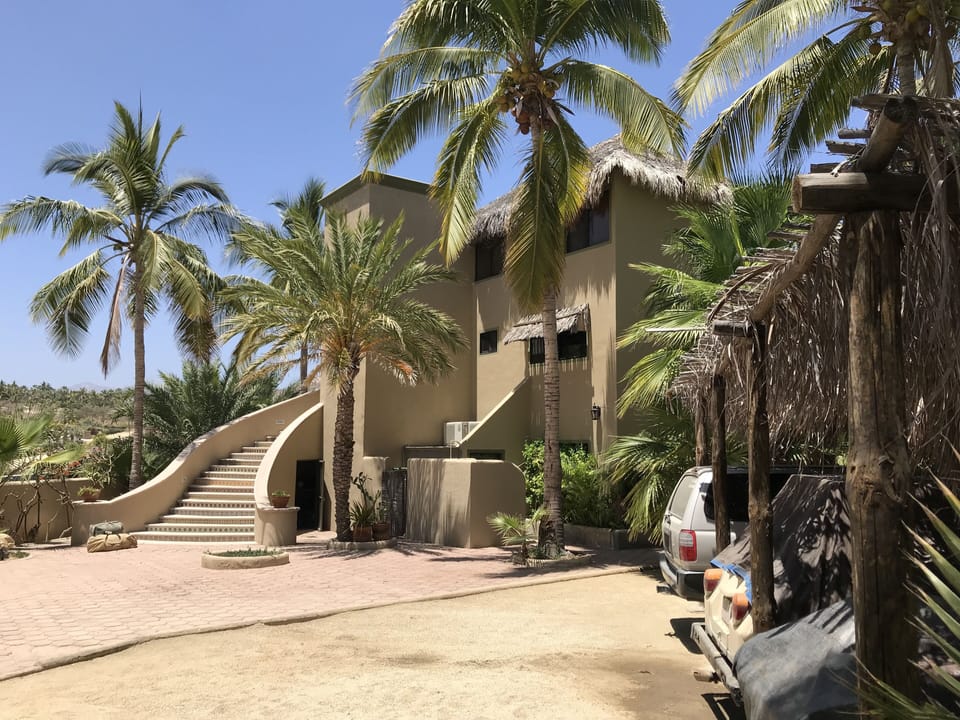 Gringo Hill - Family style House in Baja California Sur