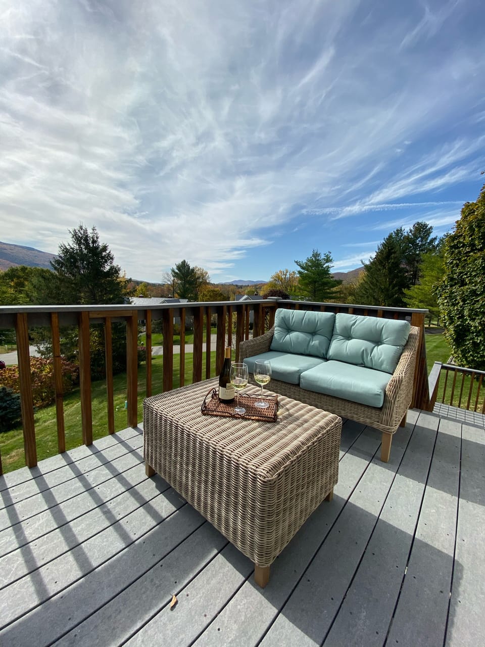 Corner property, lots of privacy