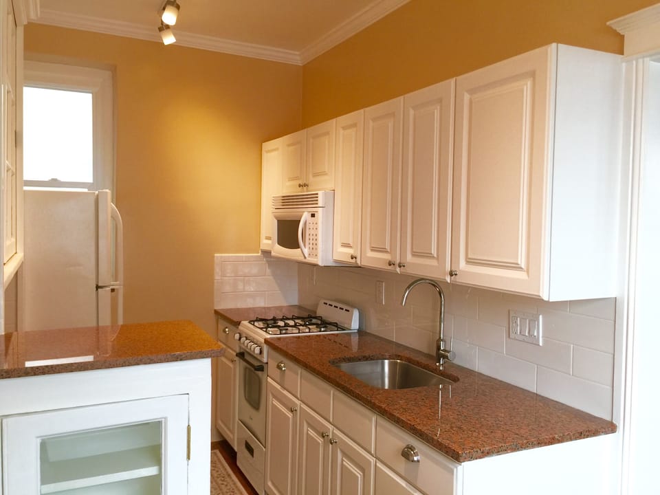 Kitchen 2, 20" gas stove, oven broiler and microwave