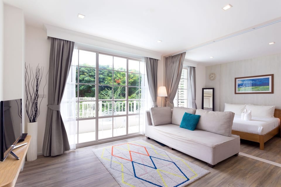 Summer HuaHin_2BR Apt. w PoolView-B0D