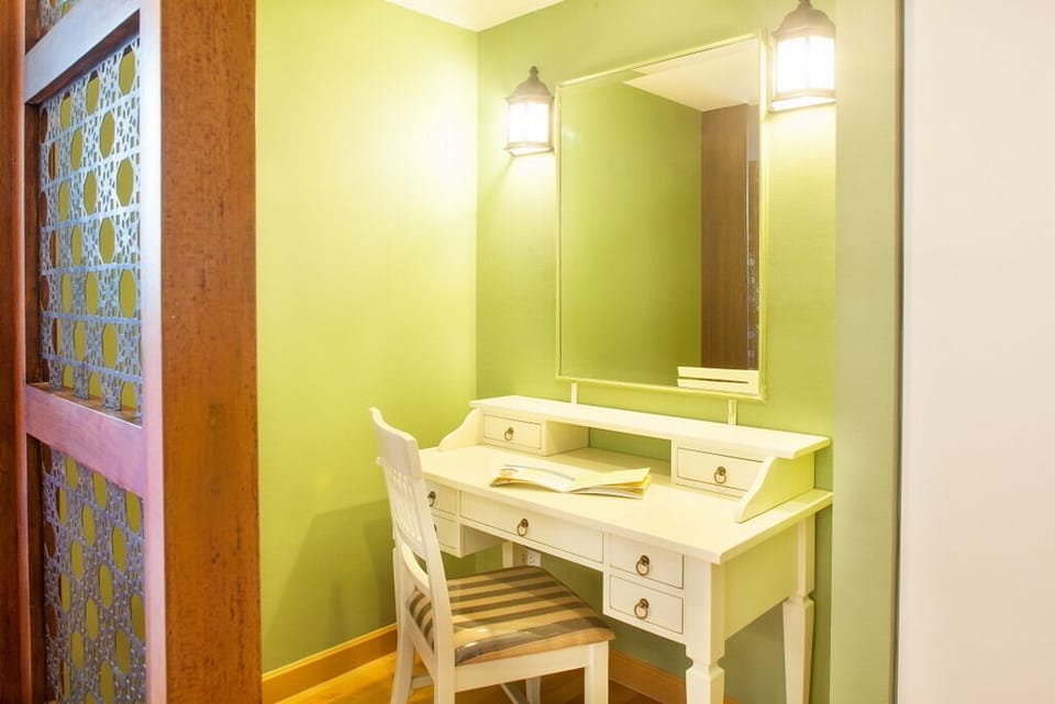 2-BR Apartment w PoolView@RoccoHuaHin_4J