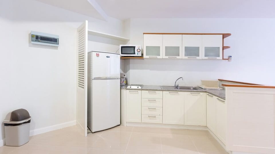 Baan PooLom HH_2Bedroom Apt SeaView:CDC