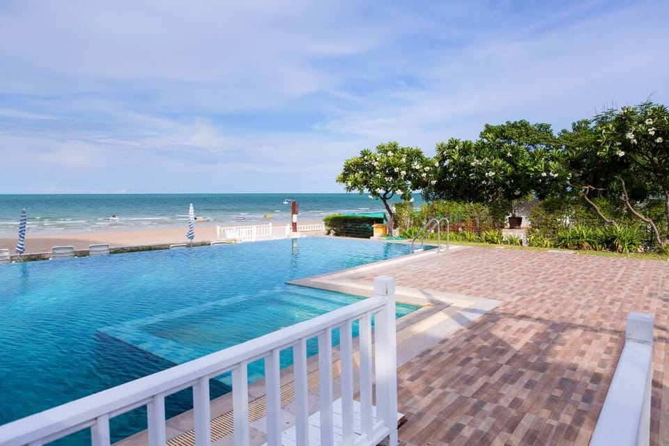 Baan PooLom HH_2Bedroom Apt SeaView:CDC