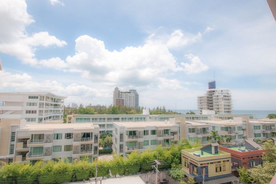 SeaView Partial 1BR Suite@RoccoHuaHin_7I