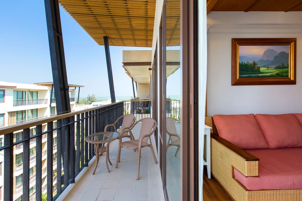 Baan SanSuk HH_2Bedroom Apt PoolView:HGC