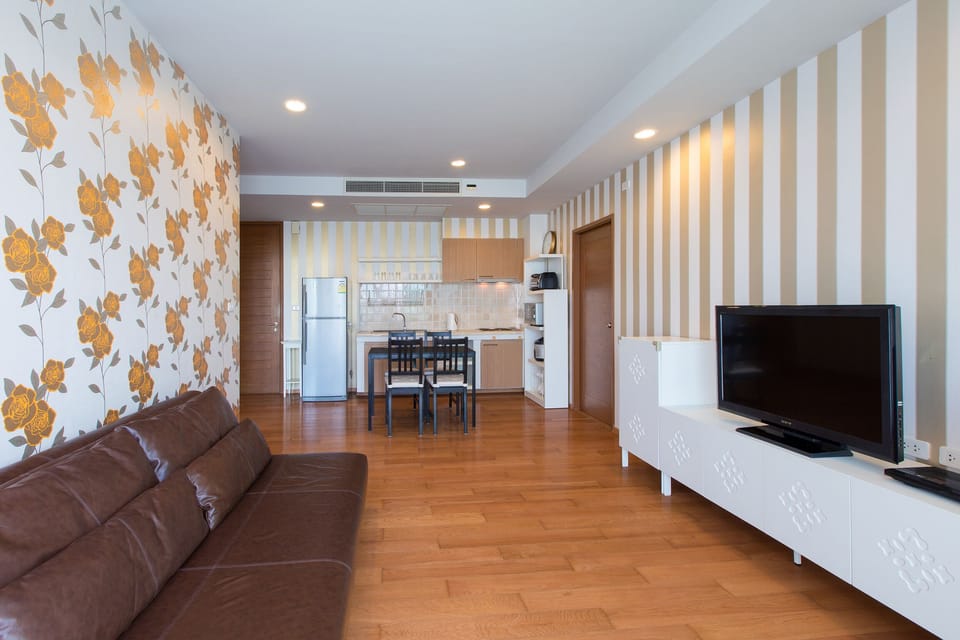 Baan SanSuk HH_2Bedroom Apt PoolView:EDC