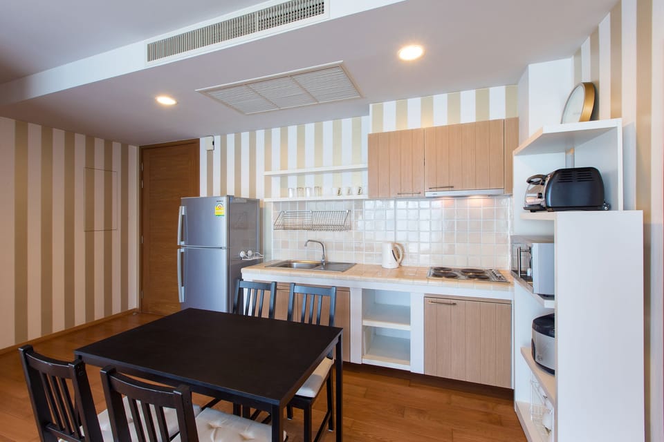 Baan SanSuk HH_2Bedroom Apt PoolView:EDC