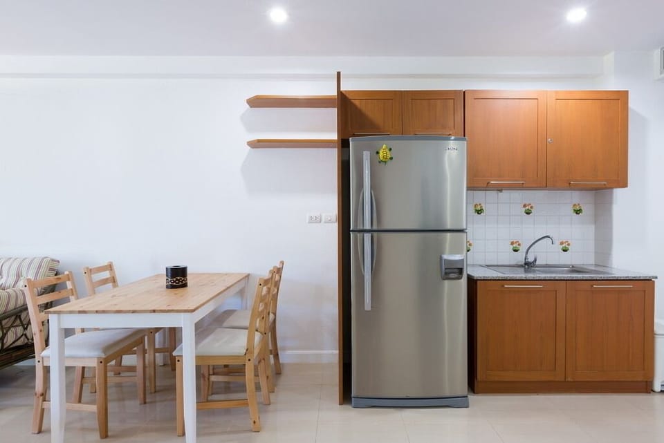 Baan PooLom HH_3Bedroom Apt Near Pool
