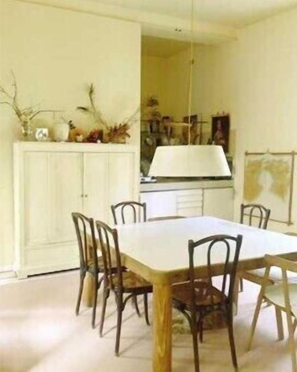 dinner room