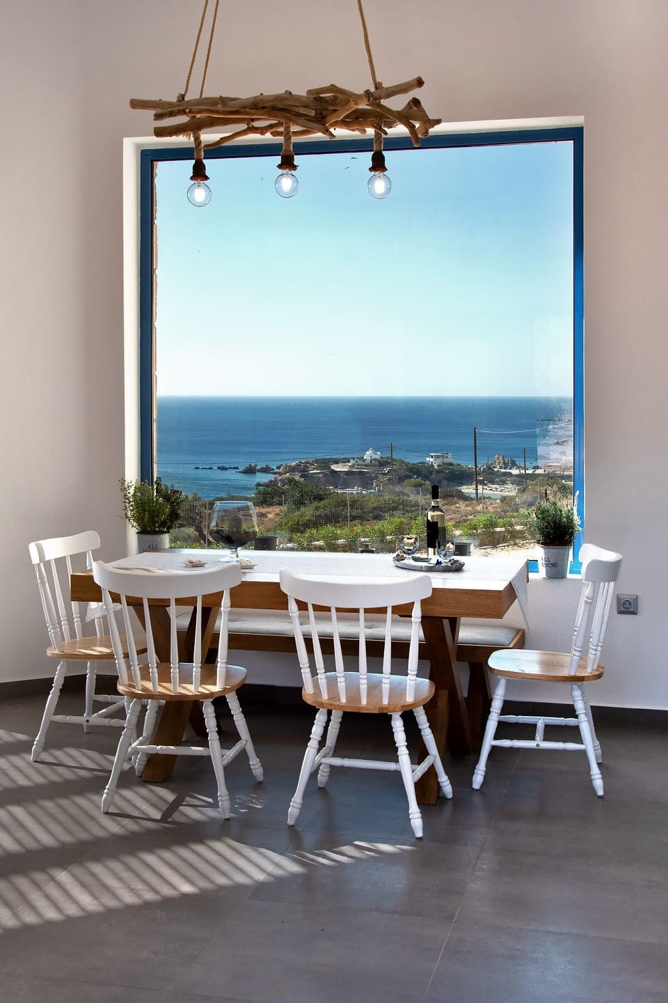 Aelia Luxury Villa-View to Ammopi coastline from dining area