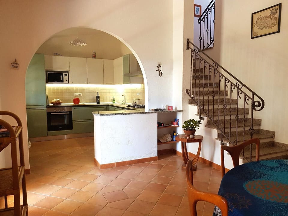 Living room with access to the kitchen