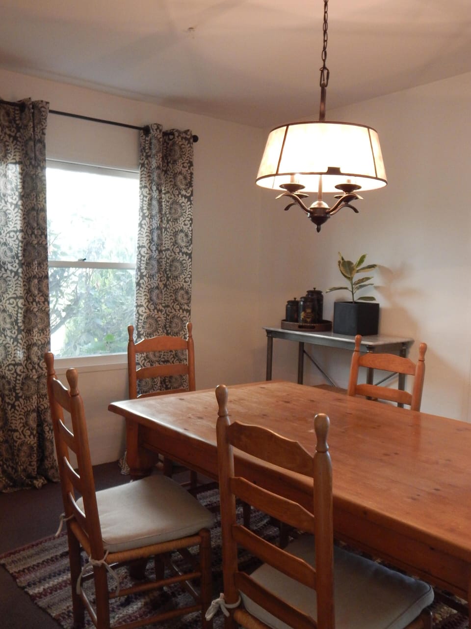 Formal dining room 