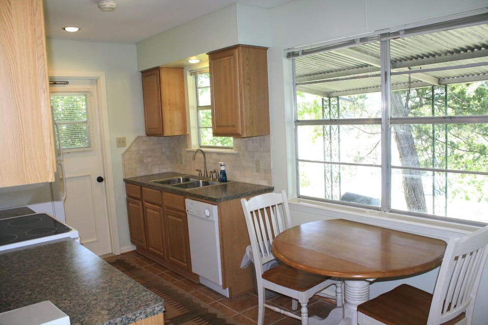 Kitchen 3