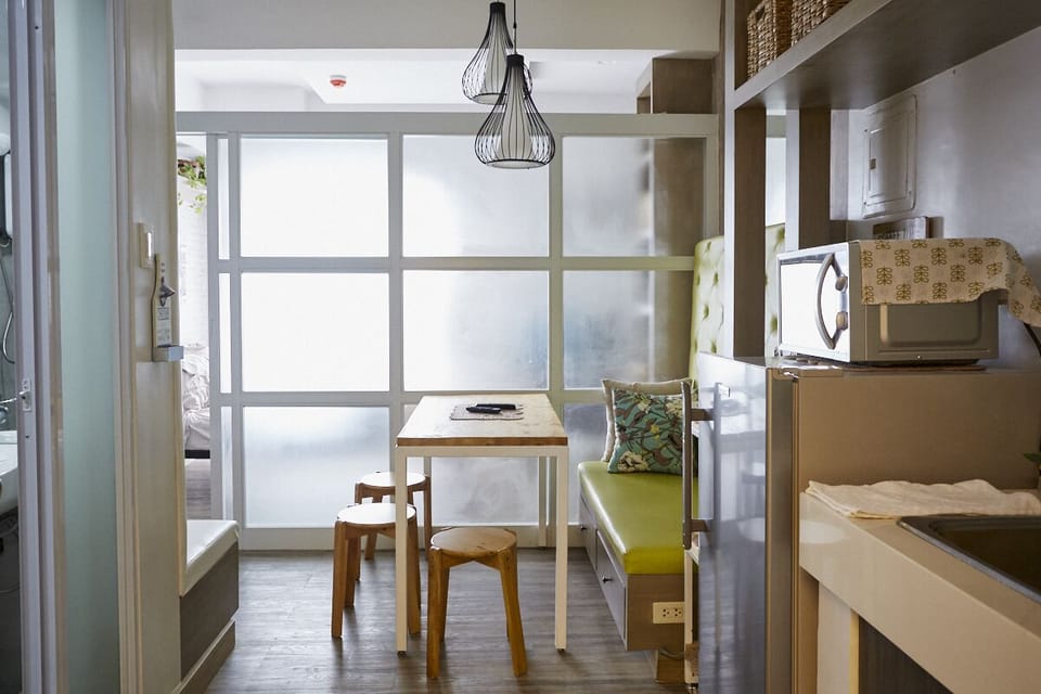 Cozy Studio Unit in Tagaytay w/ Netflix