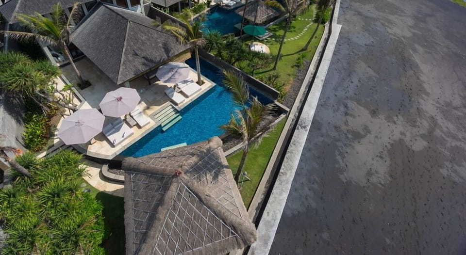 Absolute 3 Bed Beach Front Villa,Pabean;