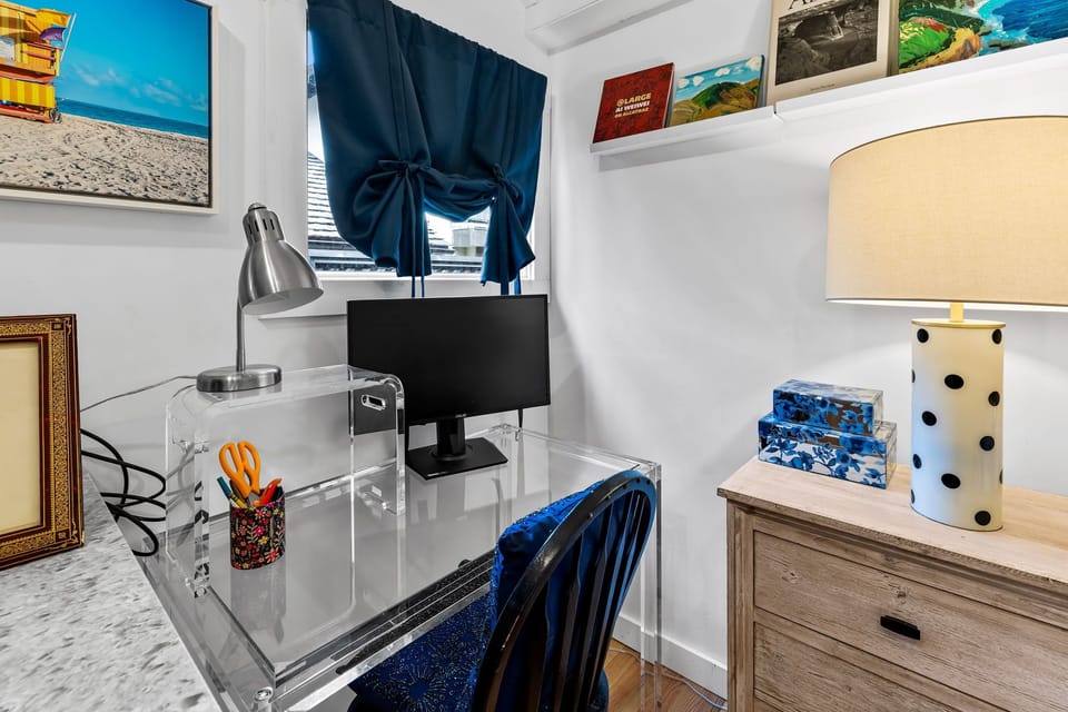 Bedroom #2 - Desk