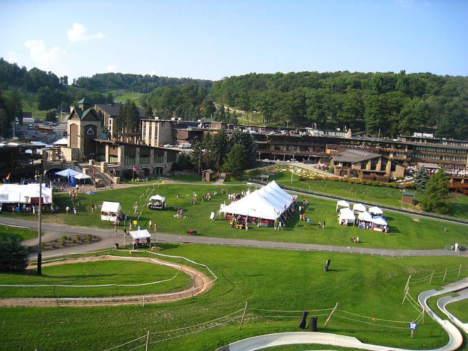 Who loves festivals?! Truly a four season resort!